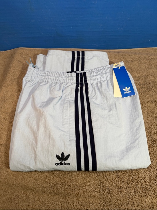 adidas Other - Adidas 3s cargo pants
Brand new